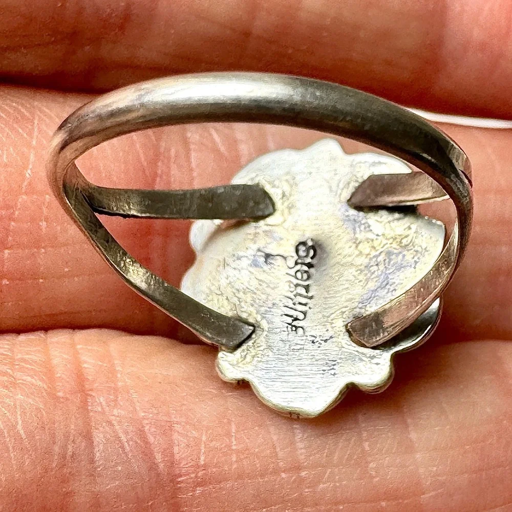 Navajo Flower Ring Red Spiny Oyster Sz 7 Sterling Silver Scalloped Native Amer